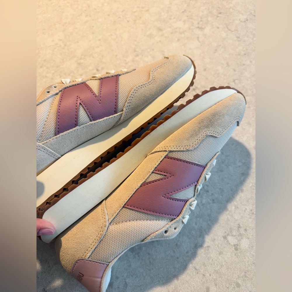 New Balance Women's Beige and Pink Sneakers - Picture 5 of 6